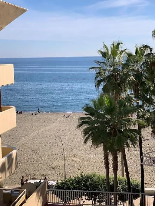Beachfront Estepona Center 0*,  スペイン