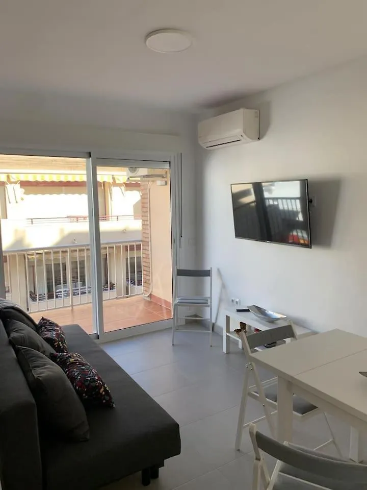 アパート Beachfront Estepona Center スペイン